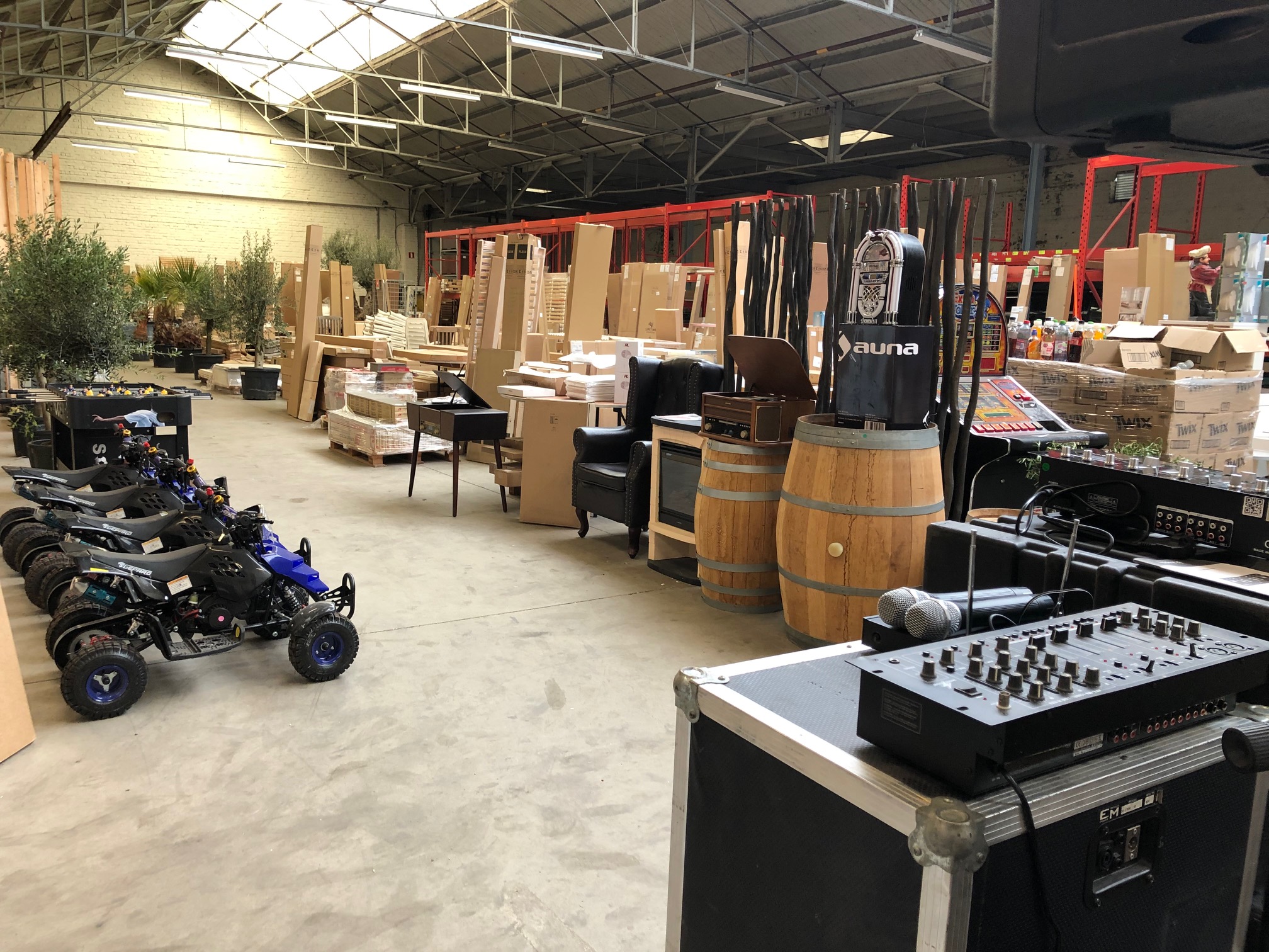 Breng jouw producten, voorraden of machines in voor een online veiling bij Veilinghuis Nederland. Wij regelen alles van A tot Z!
