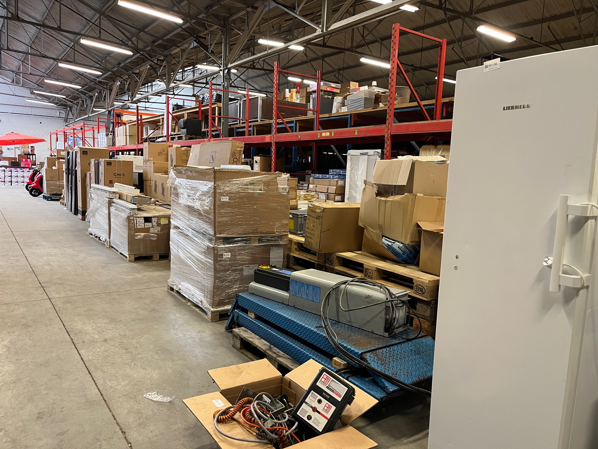 Machines en materialen klaar voor online veiling.