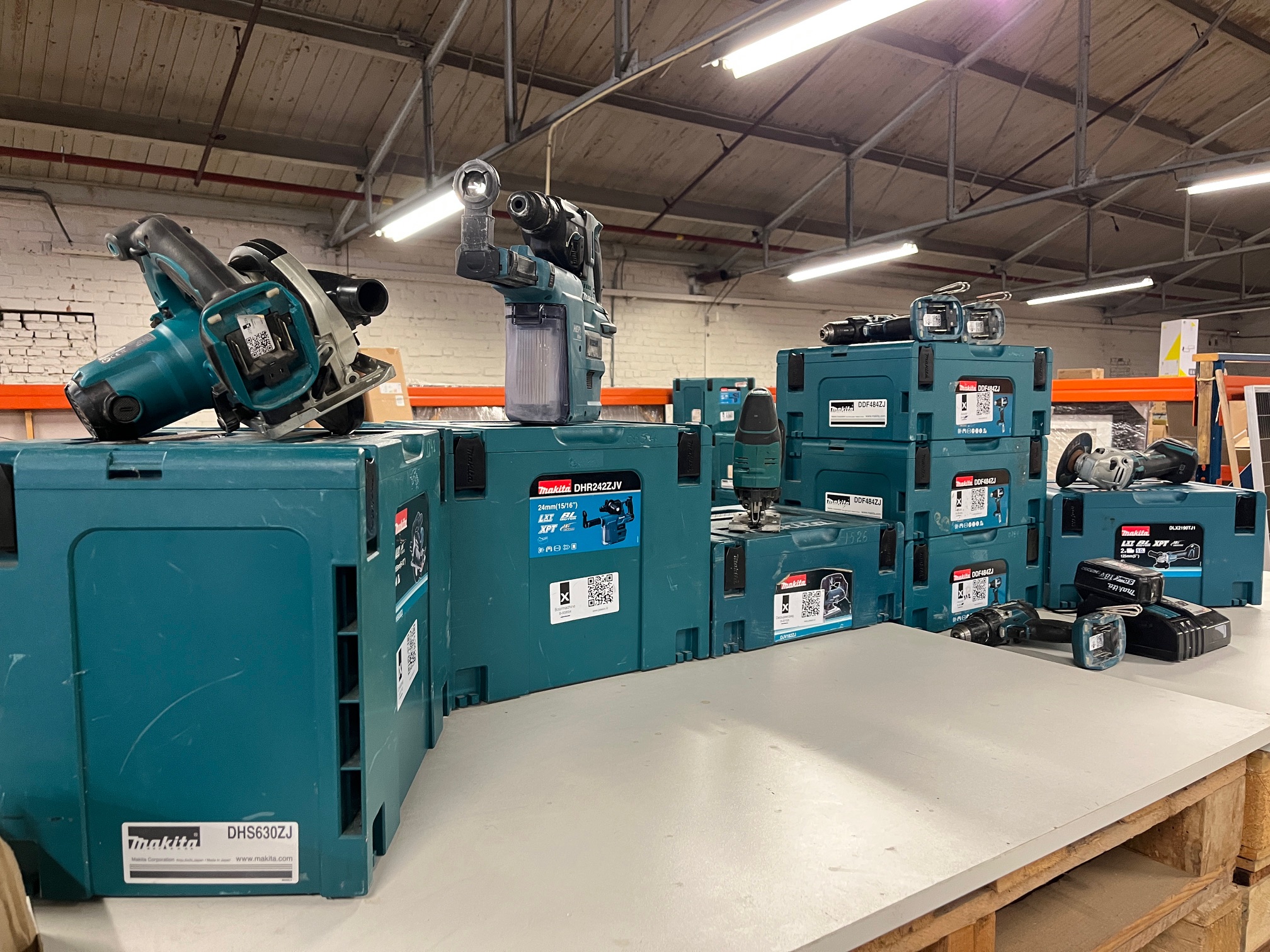 Opkoper van Makita gereedschap partijen bij Veilinghuis Nederland