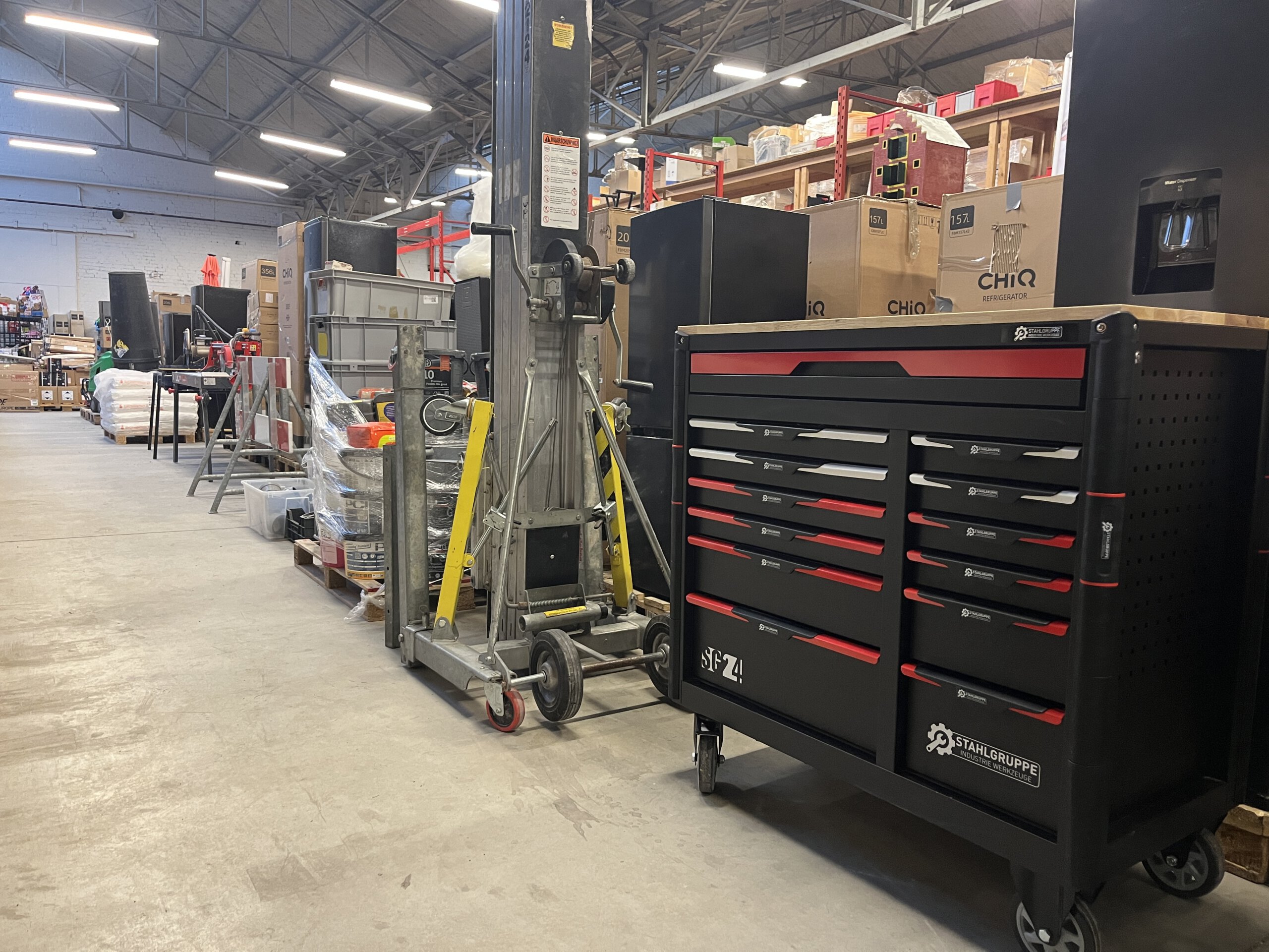 Opkoper gereedschap, overtollige voorraad en gebruikte machines verkopen via Veilinghuis Nederland