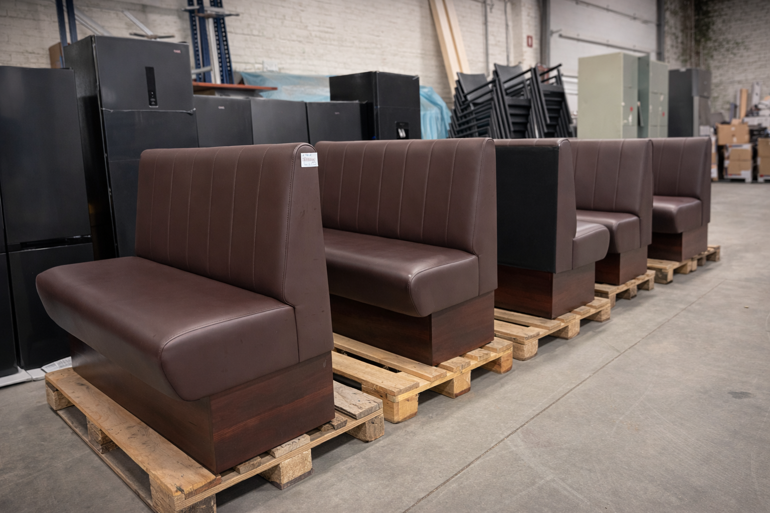 Horeca inventaris zoals restaurant zitbanken en inrichting – inventaris verkopen via opkoper horeca