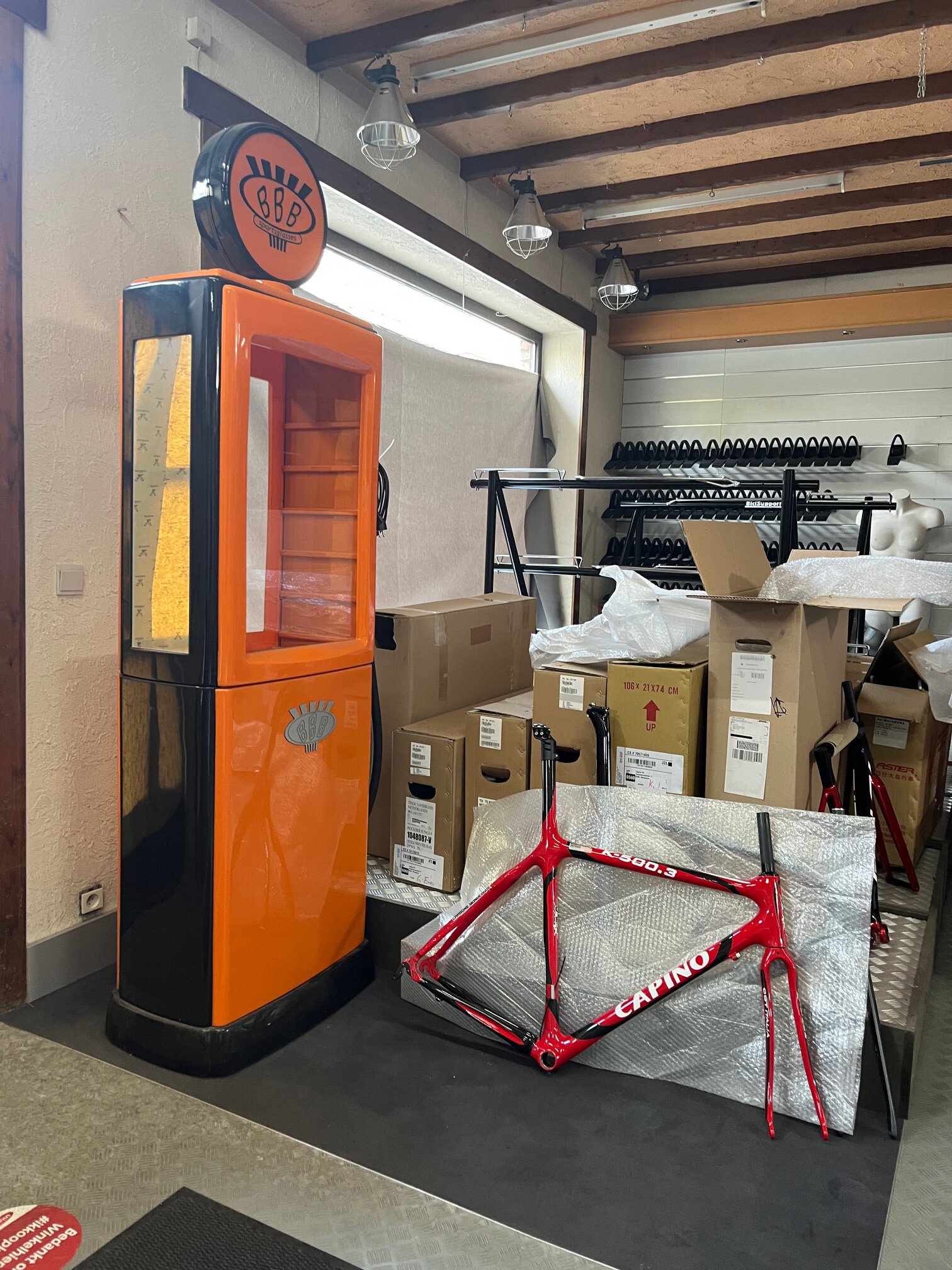 Fietsenwinkel verkopen en inventaris laten opkopen