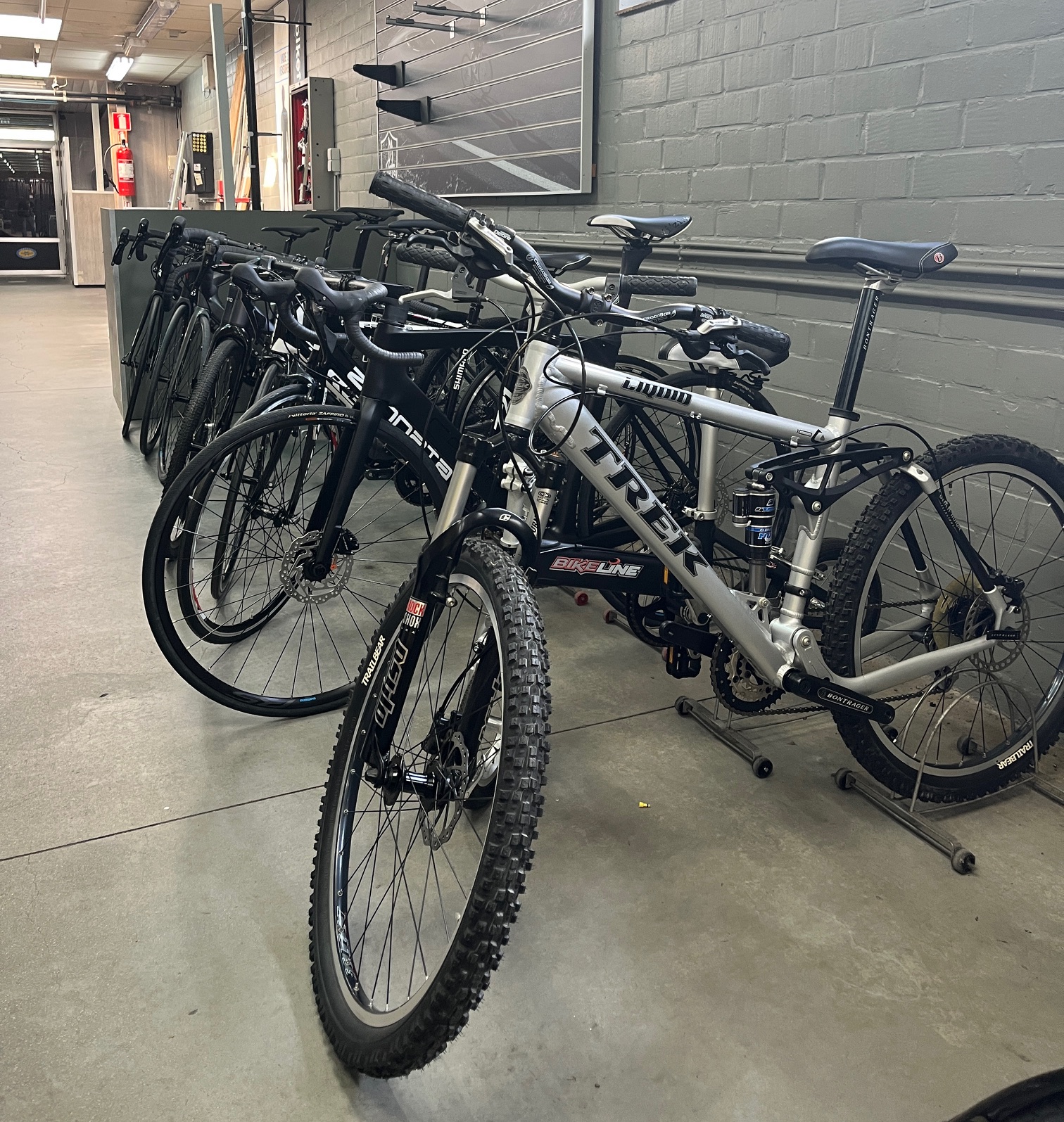 Fietsenzaak kavels online veiling