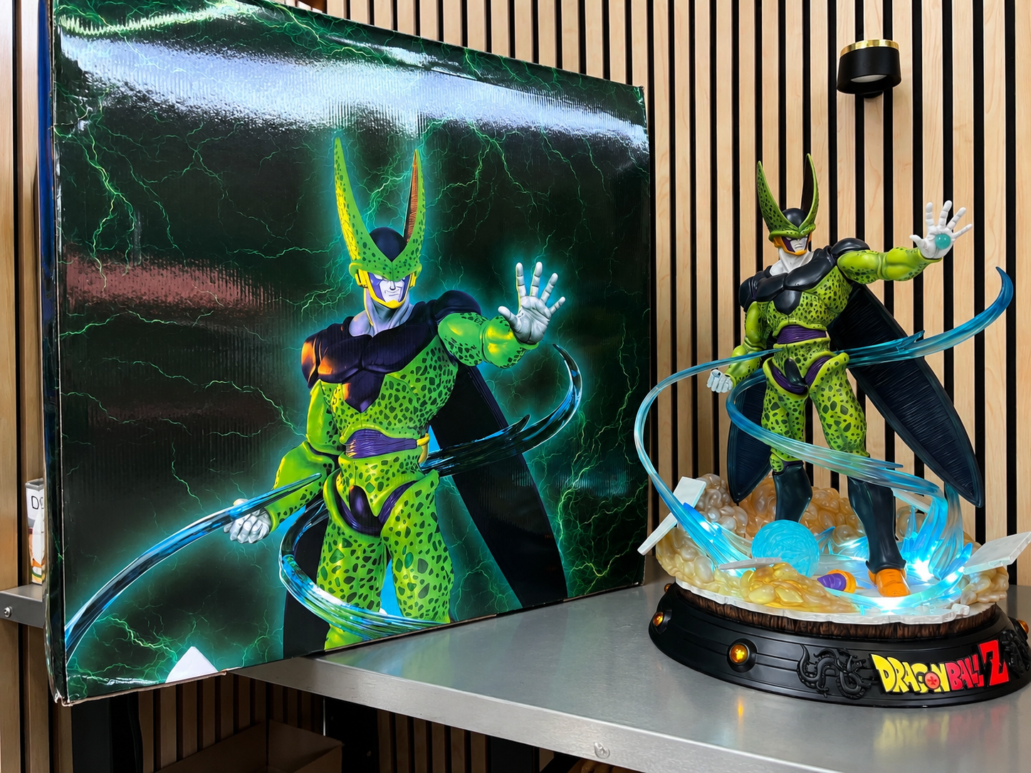 Exclusieve anime figures, merchandise en collectors items uit een particuliere verzameling.