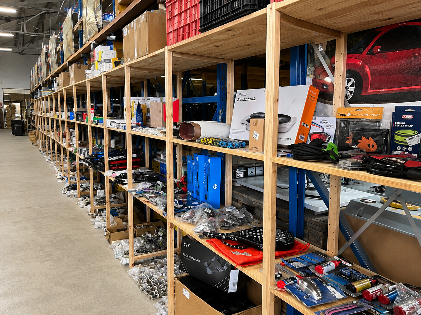 Goederen en bedrijfsinventaris aangeboden voor verkoop via een inbrengveiling bij Veilinghuis Nederland.