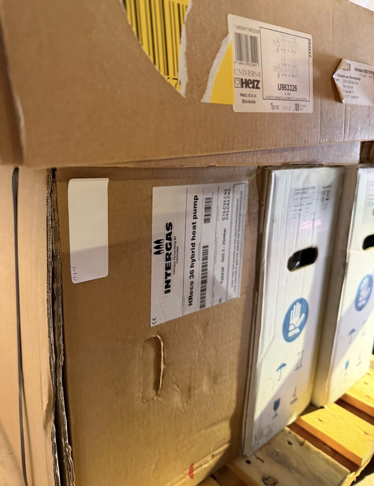 Grote voorraad gereedschap en bouwmaterialen klaar voor overname