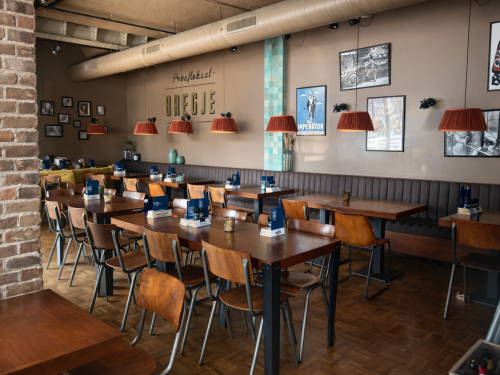 Horeca inventaris van restaurant na bedrijfsbeëindiging inclusief meubilair en inrichting in Nederland