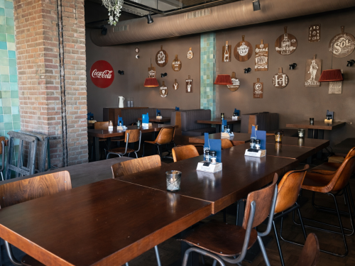 Complete horeca inventaris verkocht via online veiling bij bedrijfsbeëindiging in Nederland