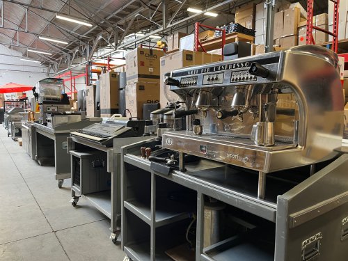 horeca-opkoper-nederland Complete horeca-inventaris klaar voor opkoop of online veiling via Veilinghuis Nederland